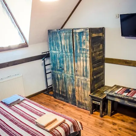 Guest house Maghura Gostinnii Dvir Tatariv