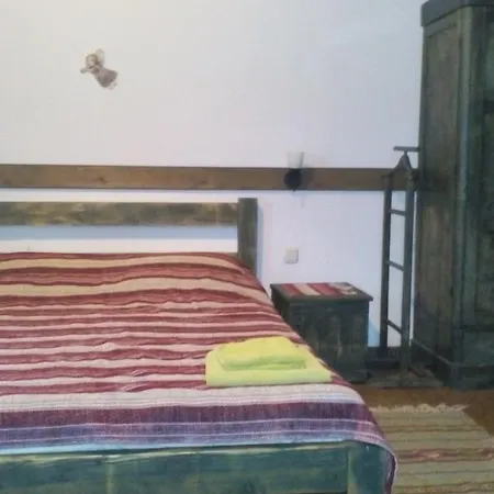 Maghura Gostinnii Dvir Gasthof Tatariw